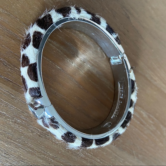 Cow print Bracelet - Picture 2 of 3